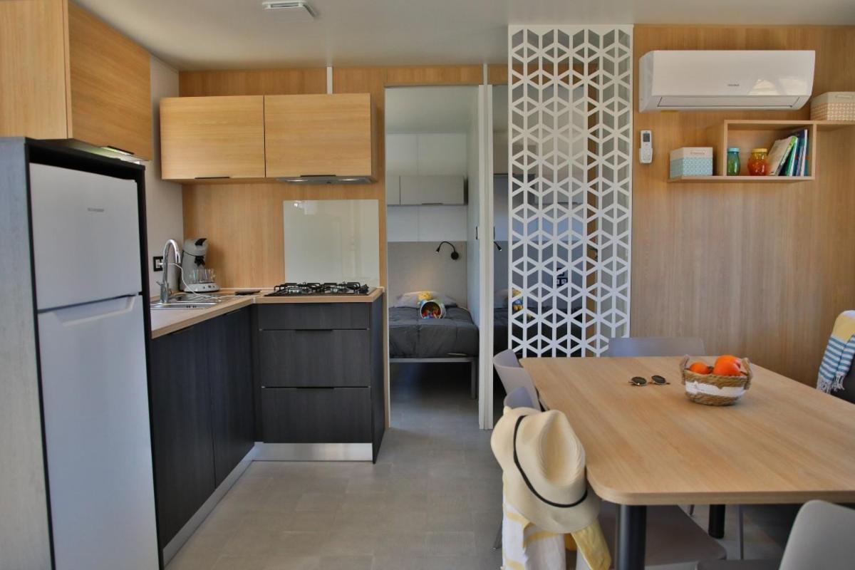 Camping Maeva Respire Le Village Perrosien Bagian luar foto